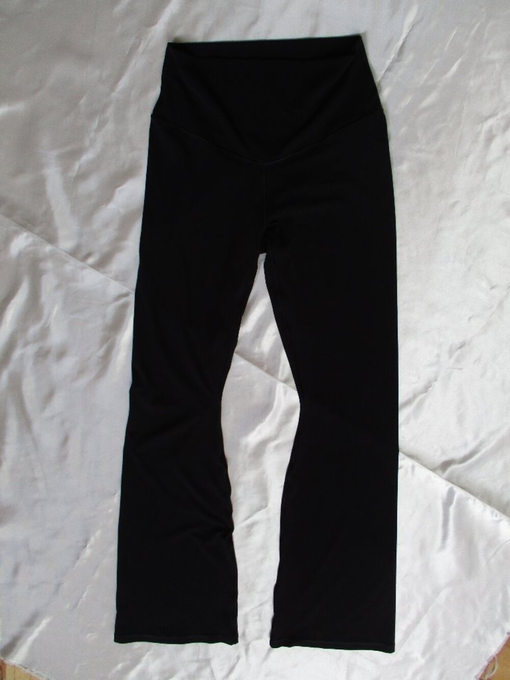 Offline by Aerie Size L Real Me XTRA High Waisted Bootcut Legging Black